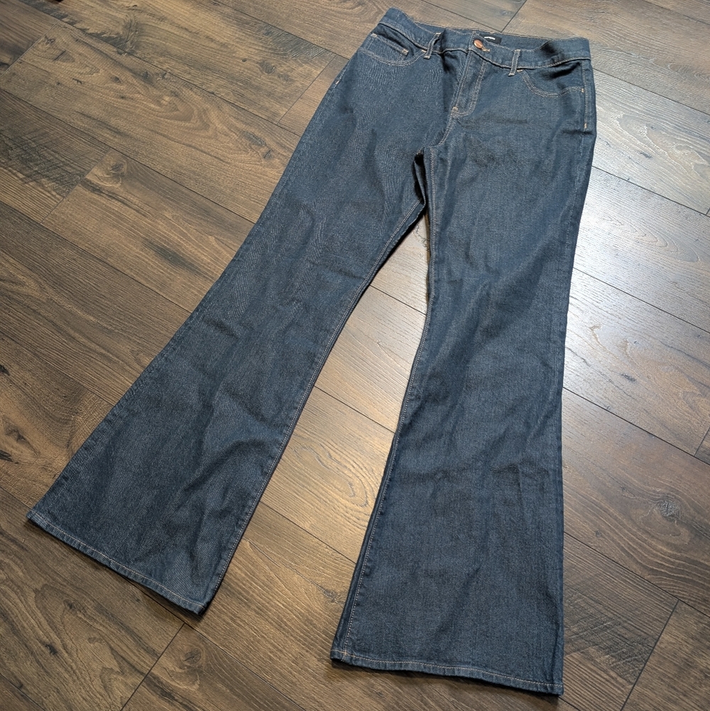 Express 70s Midrise Dark Blue Flare Gold/Copper Seam Button Accent Jeans Size 8R